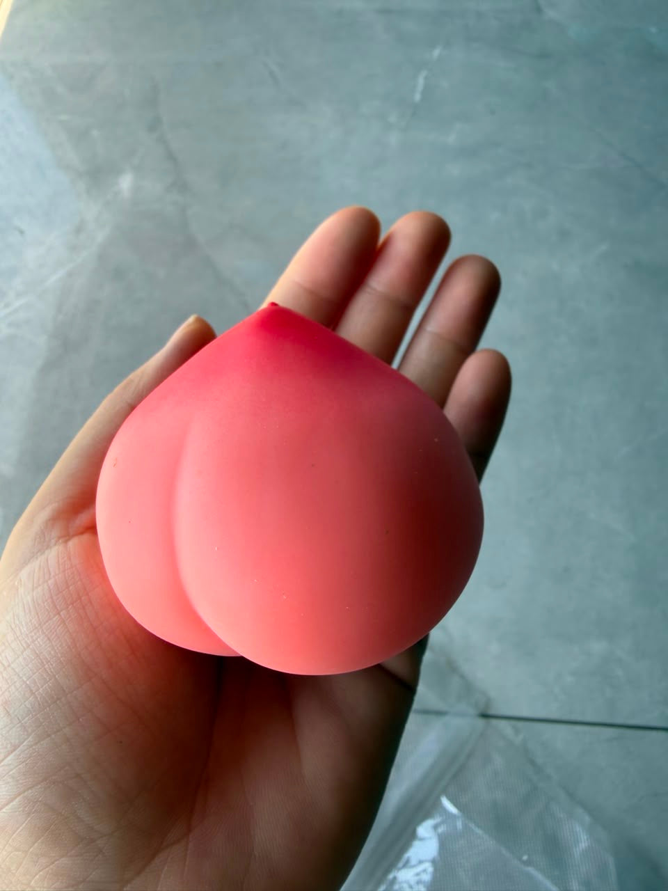 Crunchy peach squishy