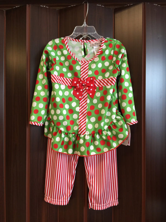 Laura dare Christmas present pjs